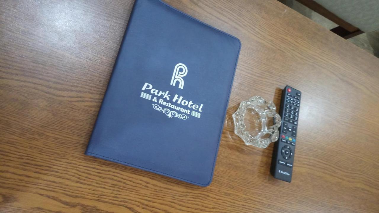 Park Hotel Gilgit Eksteriør billede